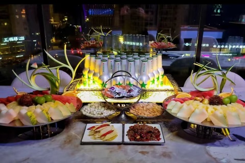 武汉KTV招聘销售英才,白金汉宫中档KTV招聘，启航人生新动